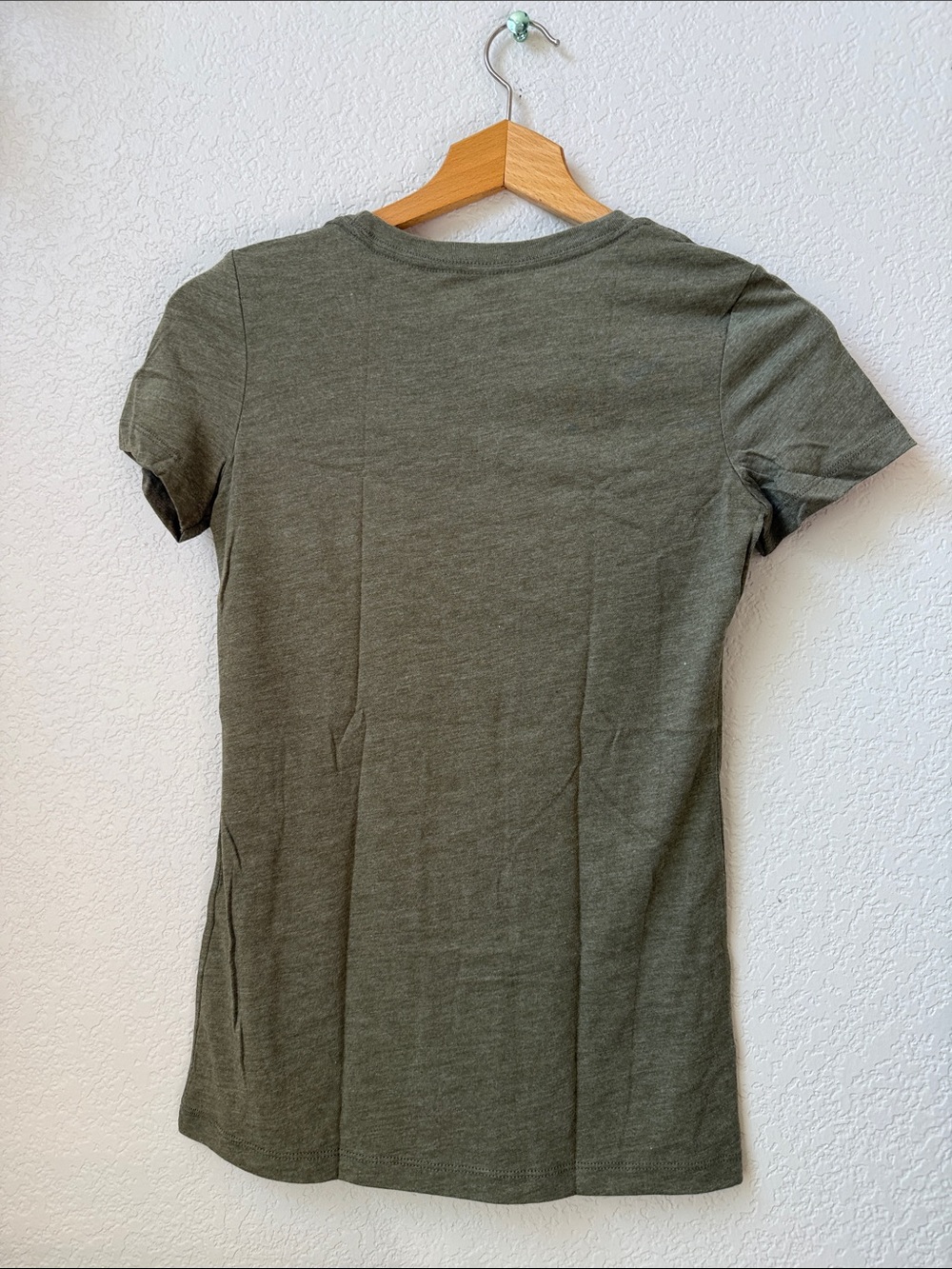 Cotopaxi Short Sleeve Tee Shirt Do Good Olive Green Womens Small - Picture 5 of 7